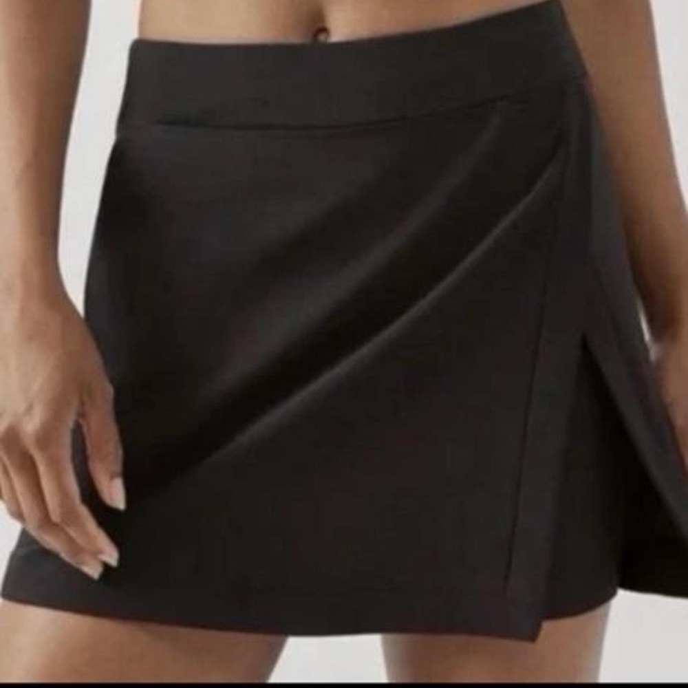 Outdoor Voices Court Skort Black Classic Wrap Front Tennis Sporty